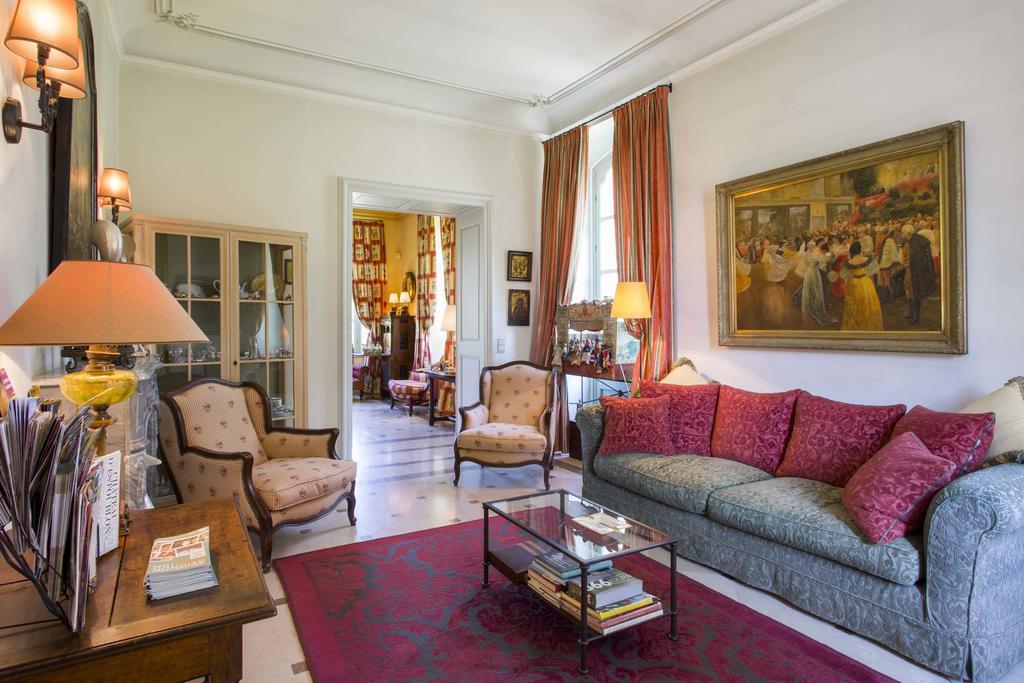 Chateau Talaud Bed & Breakfast Loriol-du-Comtat ภายนอก รูปภาพ