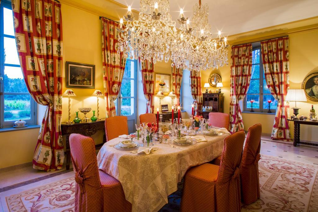 Chateau Talaud Bed & Breakfast Loriol-du-Comtat ภายนอก รูปภาพ