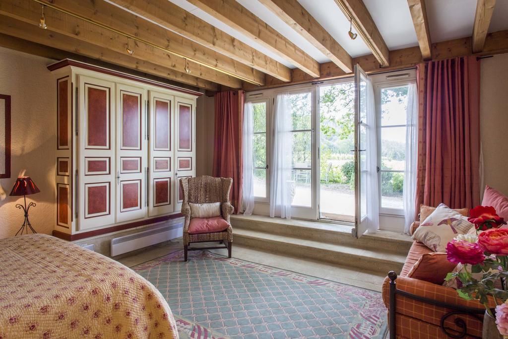Chateau Talaud Bed & Breakfast Loriol-du-Comtat ภายนอก รูปภาพ